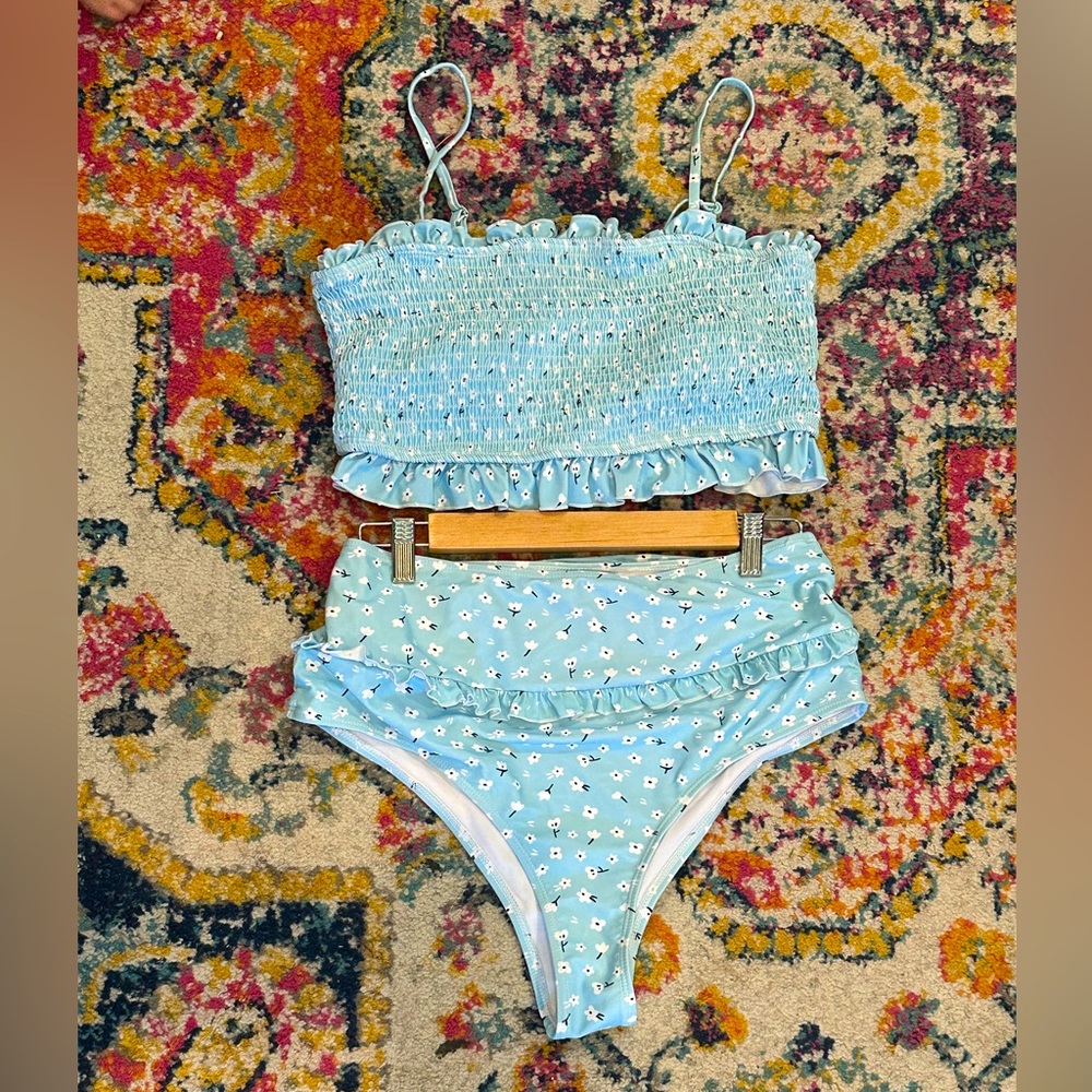 Women’s 2 piece swimsuit